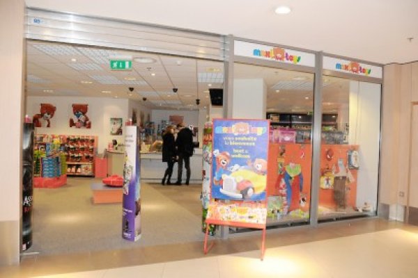 Maxi Toys intră pe piaţa din România
